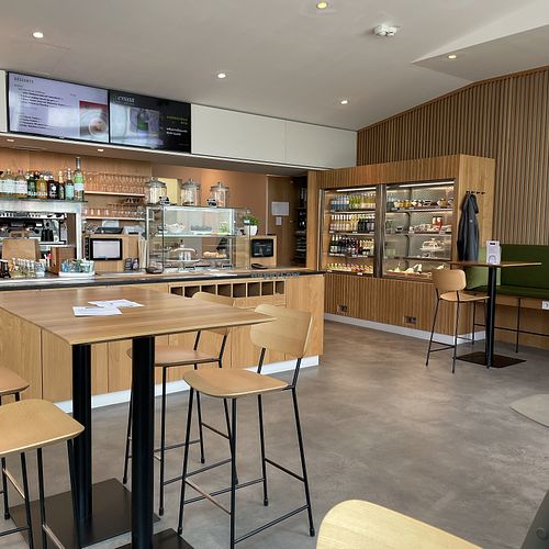 Indoor seating   at Venuss - Muthgasse in Vienna