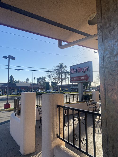 Nice Burger Signage w/Outdoor Seating Area  at Nice Burger - Santa Ana in Santa Ana