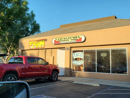 Outdoor sitting behind truck at La Loma Bonita in San Diego