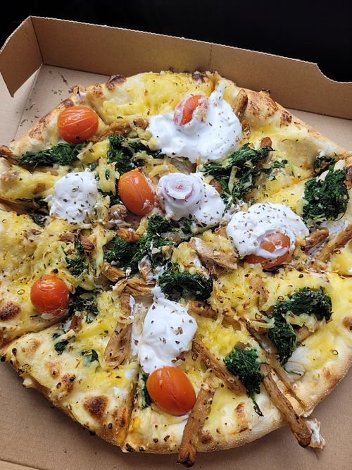 Pizza Schneewittchen (ohne Tomatensauce) at Pizzeria Märchenwald in Essen