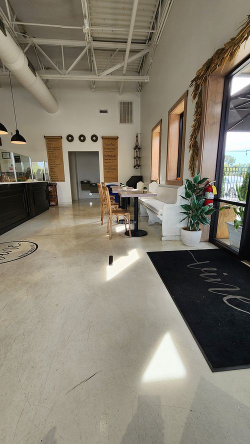  at Vine Cafe in New Bern