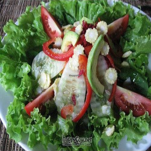 House salad at Sari Organic Cafe at Little Tree in Kuta