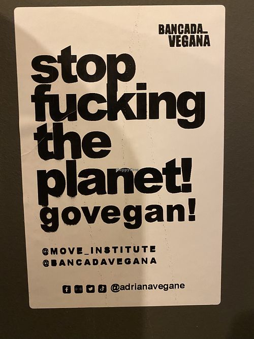 Não Fala Inglês!  at It's Vegan in Sao Paulo