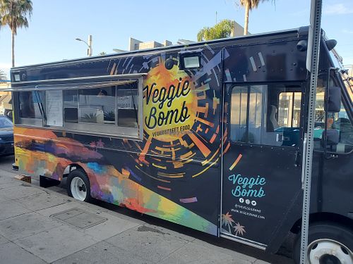 The veggie bomb truck at Veggie Bomb in West Los Angeles