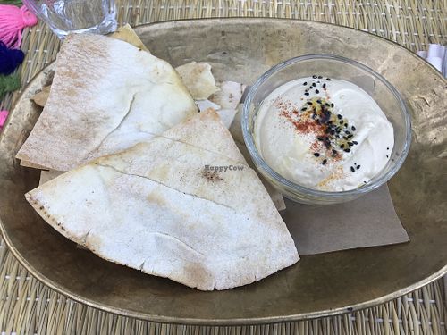 Hummus at Le Serre by Vivi in Rome