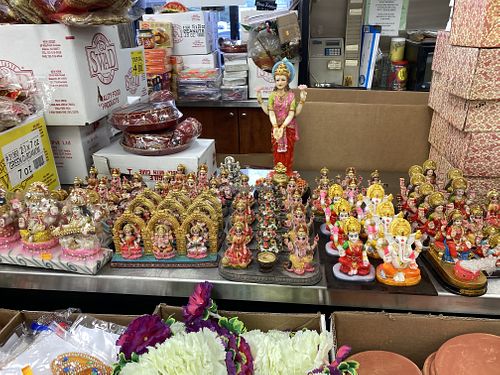 Beautiful household items  at Patel Brothers in Tampa