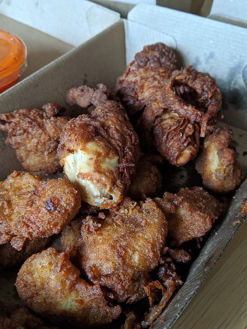 The bucket: two drumsticks and countless chicken bites at Chickenish - Hackney Wick in East London