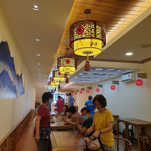 Interior at Su Xiang Vege Spicy Hotpot 素香麻辣香锅餐厅 in Penang