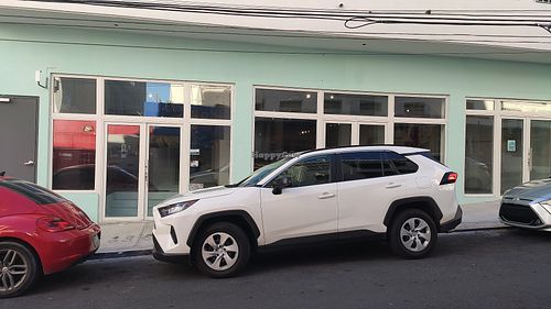 Exterior, sin rotulos at 100% HP in San Juan