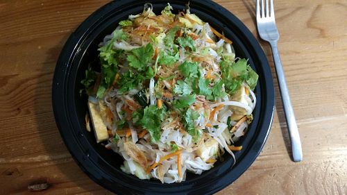 Gebratene Reisbandnudeln at Anh Thu Restaurant in Augsburg