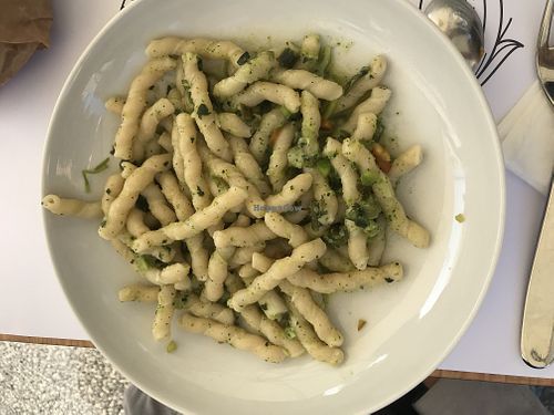 Pasta with broccoli pesto, onions and chili pepper at Nativa in Rome