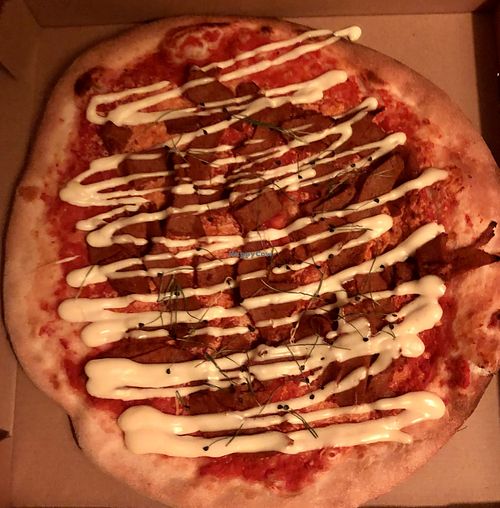 Pizza Karma Kaboom mmmmmm at Vegan Pizza Bar in Rotterdam