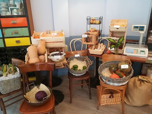 Grocery store  at La Schiscetteria in Milan