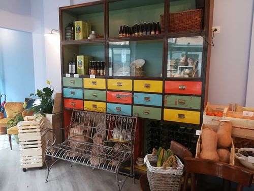 Beverages  at La Schiscetteria in Milan