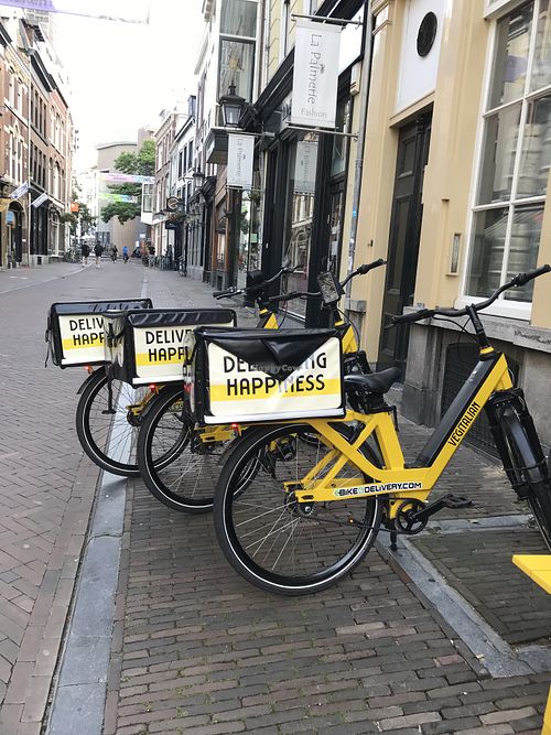 Delivery squad  at Vegitalian - Schoutenstraat in Utrecht