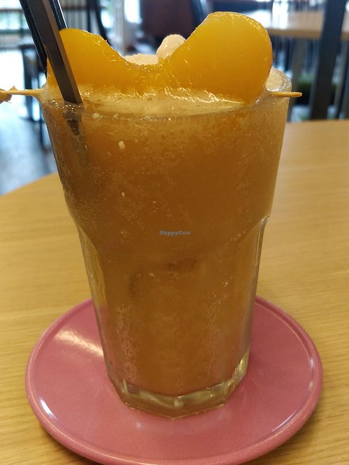 PEACH & COCO kombucha  with coconut ice cream at Well Loft 好乐福 in Central Singapore