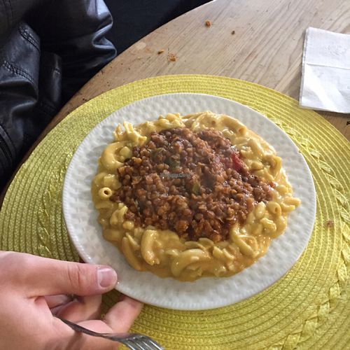 Mac n cheese at Ms Julie's Kitchen in Akron