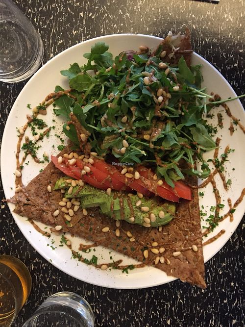 Galette mit Spinatfüllung at La Crème de la Crêpe in Hamburg