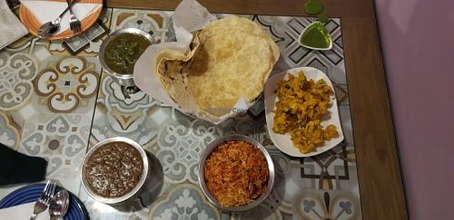 Nice spread at Punjabi Hut in Amman