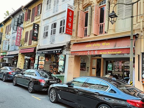 view of restaurant at the heart of touristy Chinatown at Gum Gang Won 금강원 - Temple Street at Chinatown in Central Singapore