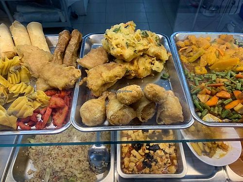 Buffet spread: fried stuff, pumpkin and long beans. Photo by Mr Henry Lau aka Mr Purple at Original Taste Foods 老味道 in Central Singapore