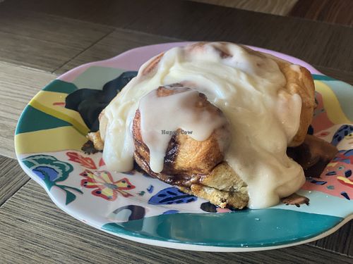 Vegan cinnamon roll at PublicUs in Las Vegas