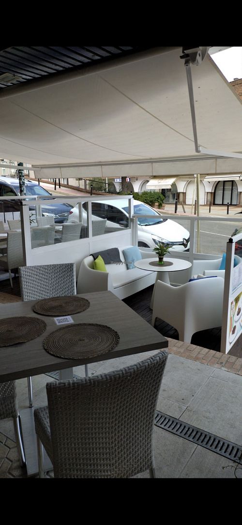 Comfy outdoor seating  at Bistro Kings in Lloret De Mar