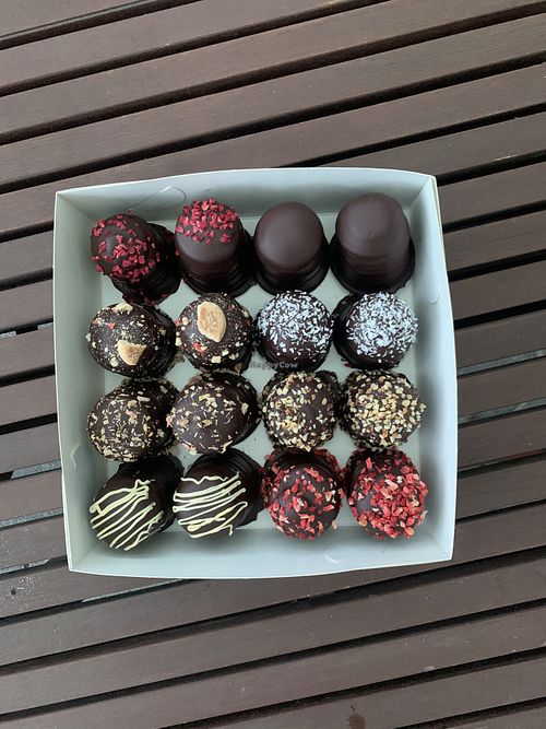 Flødeboller at Glean - Torvehallerne in Copenhagen