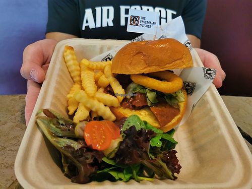 NoBeef Burger with Crispy Onlons at The Social Kitchen - Jurong Bird Park in West Singapore