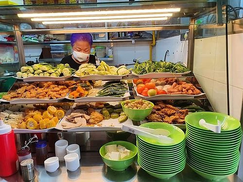 Yong tau foo. Photo by Sam Lama at Vegetarian 斋 - Geylang Bahru in Central Singapore