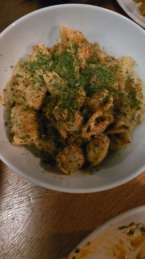 Mac and cheese at Aunts et Uncles in Brooklyn