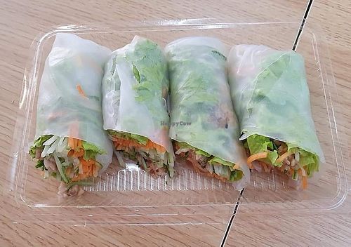 Vietnamese vegetables roll. Photo by Sam Lama at Green by choice 我行我素 - Hougang Green Mall in Northeast Singapore
