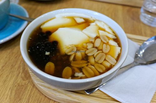 Fleur de tofu at Graines du Jour in Paris