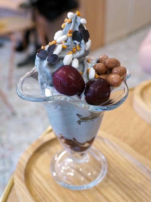 Black sesame ice-cream  at Graines du Jour in Paris