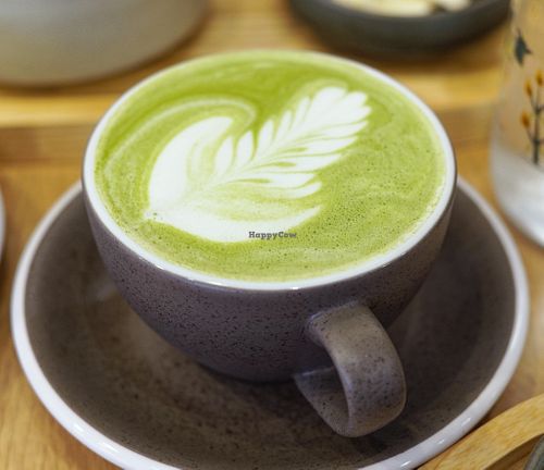 Matcha Latte (vegan) at Graines du Jour in Paris