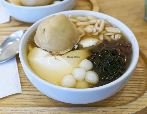 Fleur de tofu (cold options) at Graines du Jour in Paris