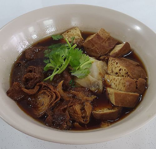 Kway chap. Photo by Sam Lama at Pure Heart 清心素食 in Central Singapore