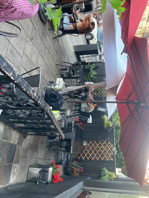 The front patio at Seitan's Corner in Bristol