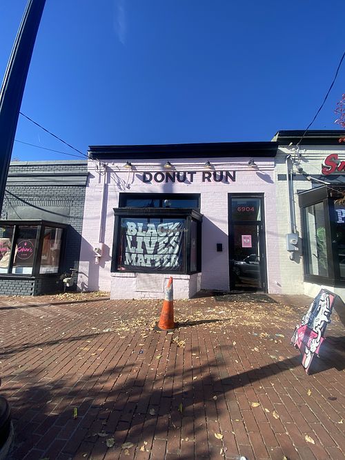 Upon Arrival 🫶🏽😛  at Donut Run in Washington