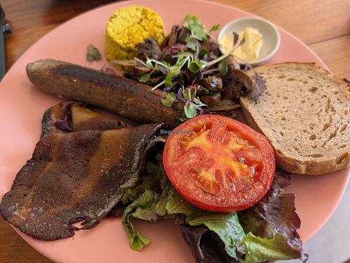 Full brekkie at The Conscious Kitchen - Kloof St in Cape Town