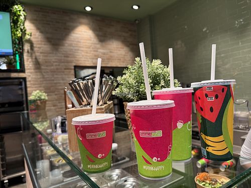 smoothie & drinks (sizes)  at immergrün - Klosterstraße in Berlin