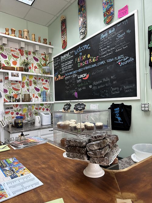   at Makin' Groceries in Biloxi