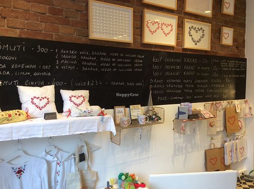 Interior decor at Zdravo Ljubavi in Belgrade