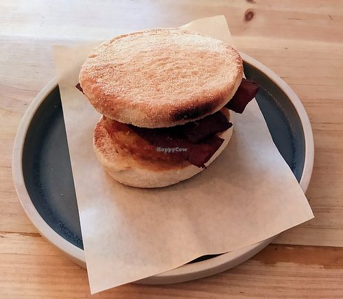 Vegan Bacon & Hash Brown at Green Routes Cafe in Oxford