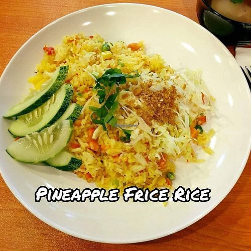 Pineapple fried rice
Photo by New XIu Yuan  at New Xiu Yuan Vegetarian Eating House﻿ 新修缘 in North Singapore