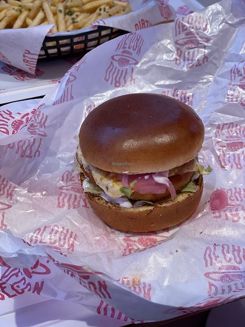 Garlicious chicken sandwich   at Dirty V - Bergen in Bergen