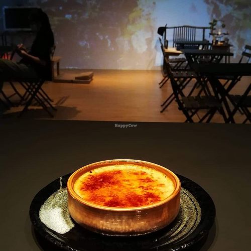 Crème brûlée 焦糖燉蛋 at Crazy Monkey Cafe in Kowloon