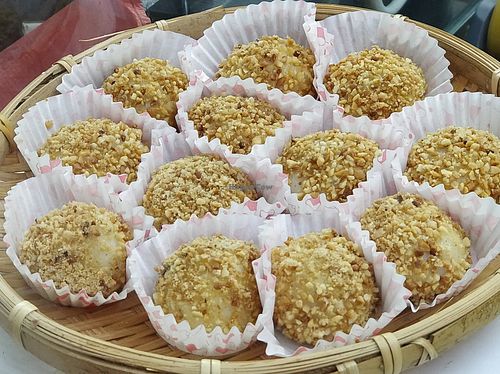 Snacks at Kueh Ho Jiak 粿好吃 - Chinatown in Central Singapore