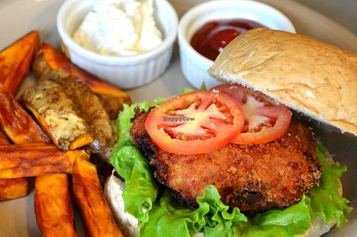 Portobello burger at Pipino in Quezon City