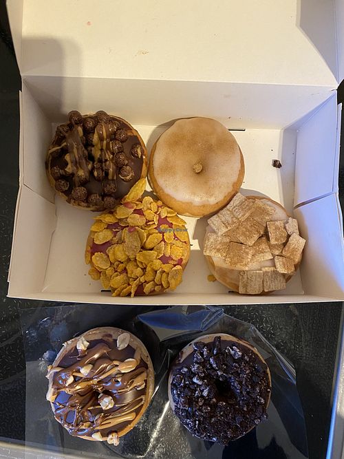 Box of 6 donuts 🍩  at Boogie Donuts in Munich